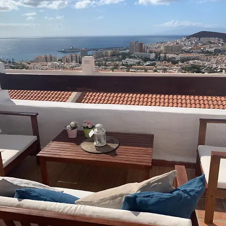 Quiet Studio, Incredible Views, Climatized Pool, Free Wifi * Arona (Tenerife)